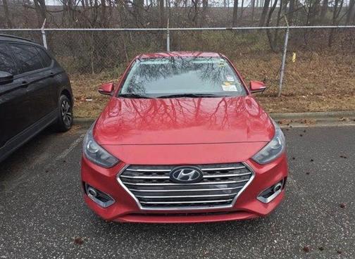 Pomegranate Red Metallic 2019 Hyundai Accent Limited