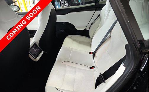 2022 Tesla Model S Plaid