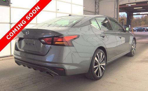 2021 Nissan Altima SR FWD