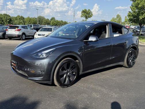 2025 Tesla Model Y Long Range Dual Motor All-Wheel Drive