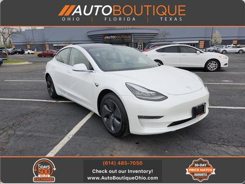 Pearl White Multi-Coat 2019 Tesla Model 3 Mid Range