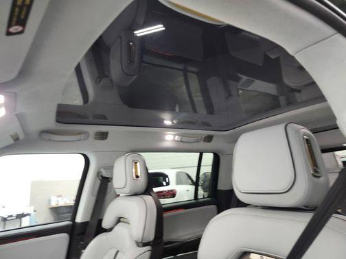 2023 Rivian R1S Adventure