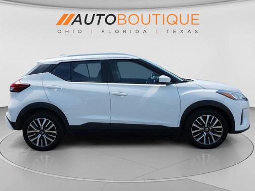Fresh Powder 2021 Nissan Kicks SV