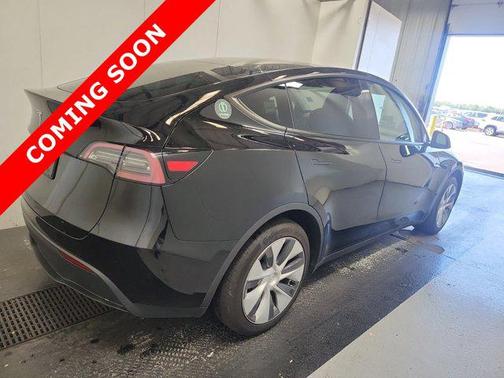 2024 Tesla Model Y RWD *Ltd Avail*
