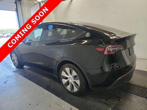 2024 Tesla Model Y RWD *Ltd Avail*