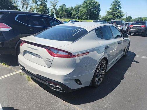 2019 Kia Stinger GT2