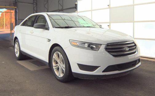 2016 Ford Taurus SE