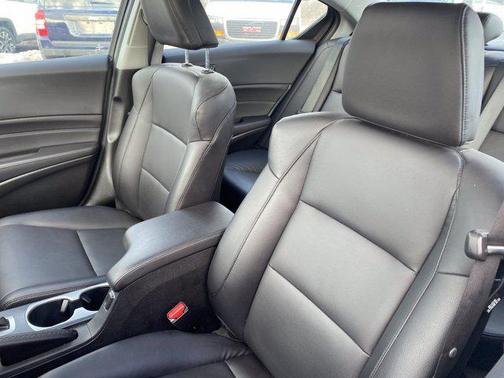 Bellanova White Pearl 2018 Acura ILX Base