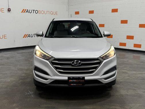 2016 Hyundai TUCSON SE