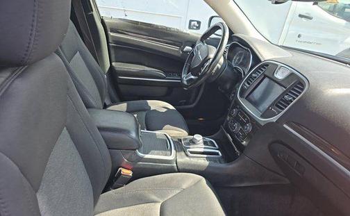 Granite Crystal Metallic Clearcoat 2018 Chrysler 300 Touring
