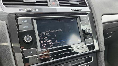 2019 Volkswagen Golf SportWagen TSI S