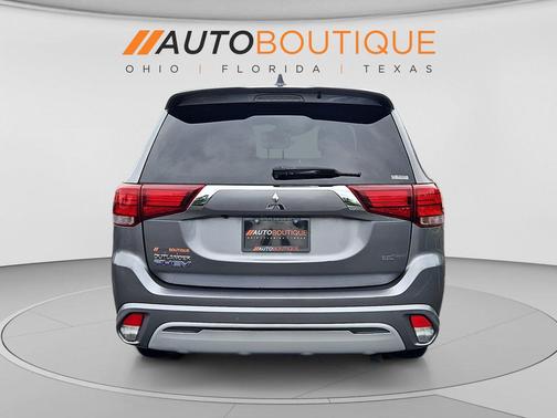 Mercury Gray Metallic 2022 Mitsubishi Outlander PHEV SEL