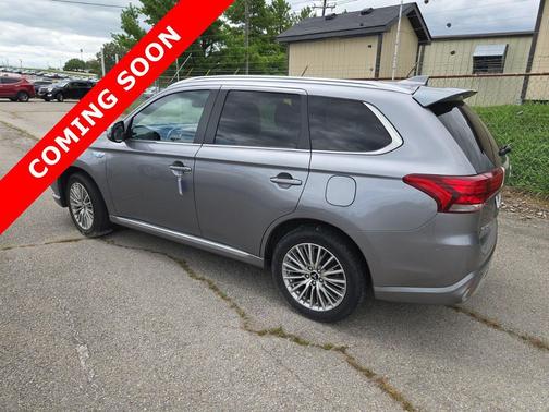 Mercury Gray Metallic 2022 Mitsubishi Outlander PHEV SEL