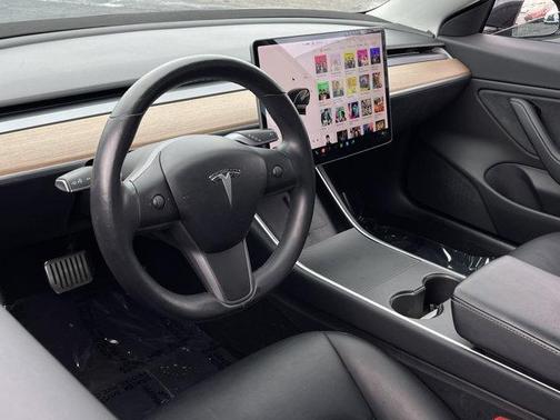 2018 Tesla Model 3 Performance