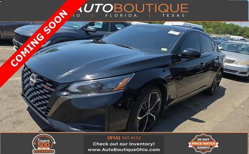 Super Black 2023 Nissan Altima SR FWD