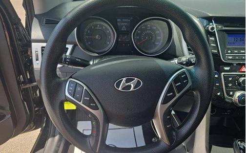 2016 Hyundai Elantra GT Base