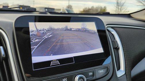 2022 Chevrolet Malibu FWD LT