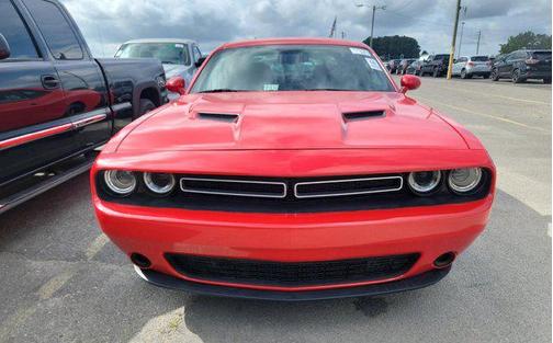2015 Dodge Challenger SXT