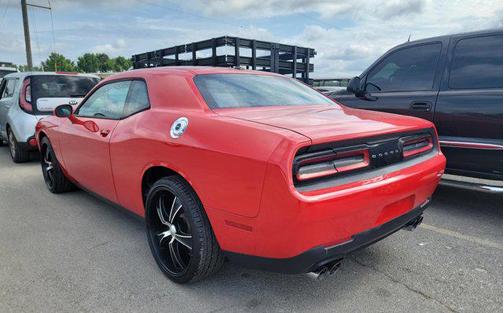 2015 Dodge Challenger SXT