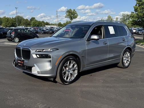 2025 BMW X7 xDrive40i
