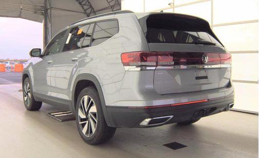 2024 Volkswagen Atlas 2.0T SE w/Technology 4MOTION