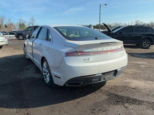 2015 Lincoln MKZ Base