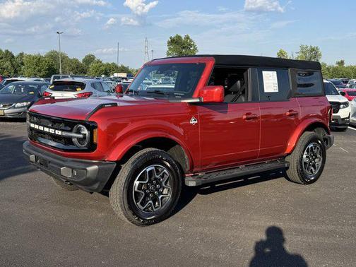 2023 Ford Bronco Outer Banks
