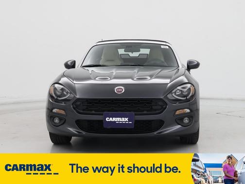 2019 FIAT 124 Spider Lusso
