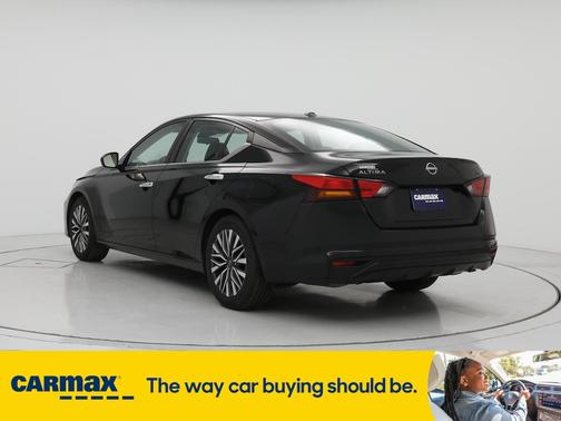 2023 Nissan Altima SV