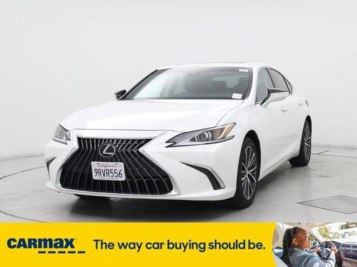 2025 Lexus ES 300h