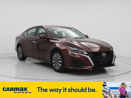 2023 Nissan Altima SV