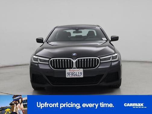 Gray 2023 BMW 530 I