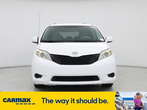 2013 Toyota Sienna LE