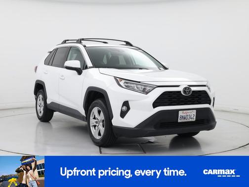 2020 Toyota RAV4 XLE