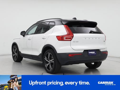 2021 Volvo XC40 T5 R-Design
