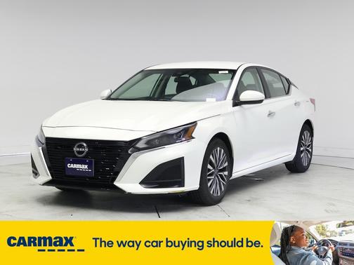 2023 Nissan Altima SV