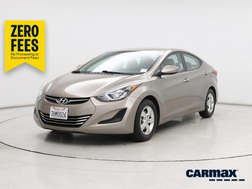 Gold 2014 Hyundai ELANTRA SE