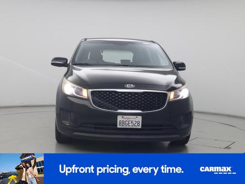 2017 Kia Sedona L