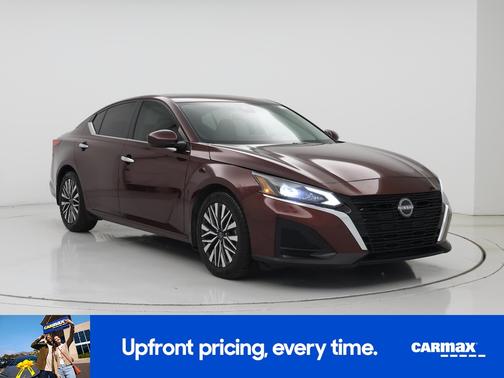2023 Nissan Altima SV
