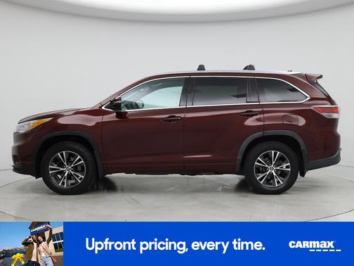 Burgundy 2016 Toyota Highlander XLE