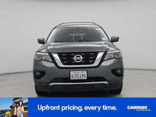 2019 Nissan Pathfinder SV