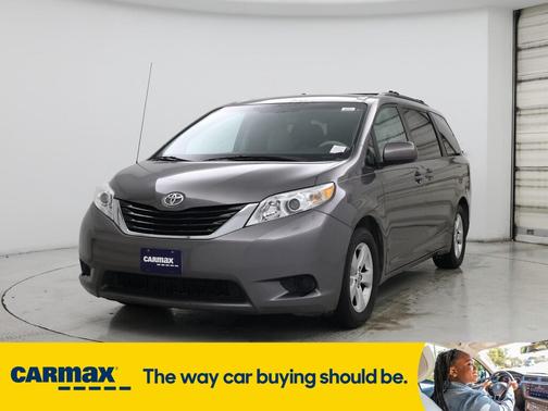 2014 Toyota Sienna LE