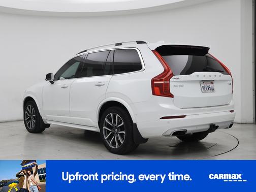 2018 Volvo XC90 T6 Momentum
