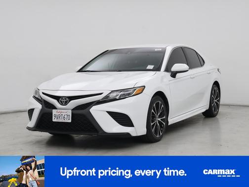 2020 Toyota Camry SE