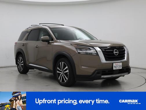 2024 Nissan Pathfinder Platinum