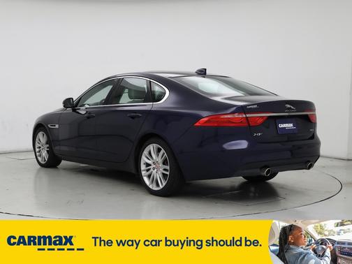 2016 Jaguar XF Prestige