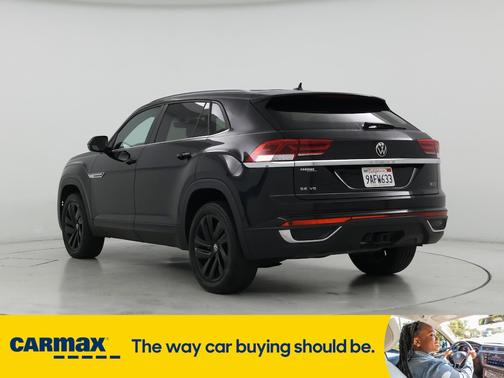 2022 Volkswagen Atlas Cross Sport SE w/Tech
