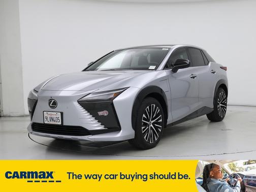 2023 Lexus RZ 450e Luxury