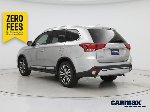 Silver 2019 Mitsubishi Outlander SE