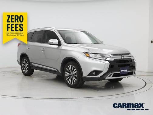 Silver 2019 Mitsubishi Outlander SE